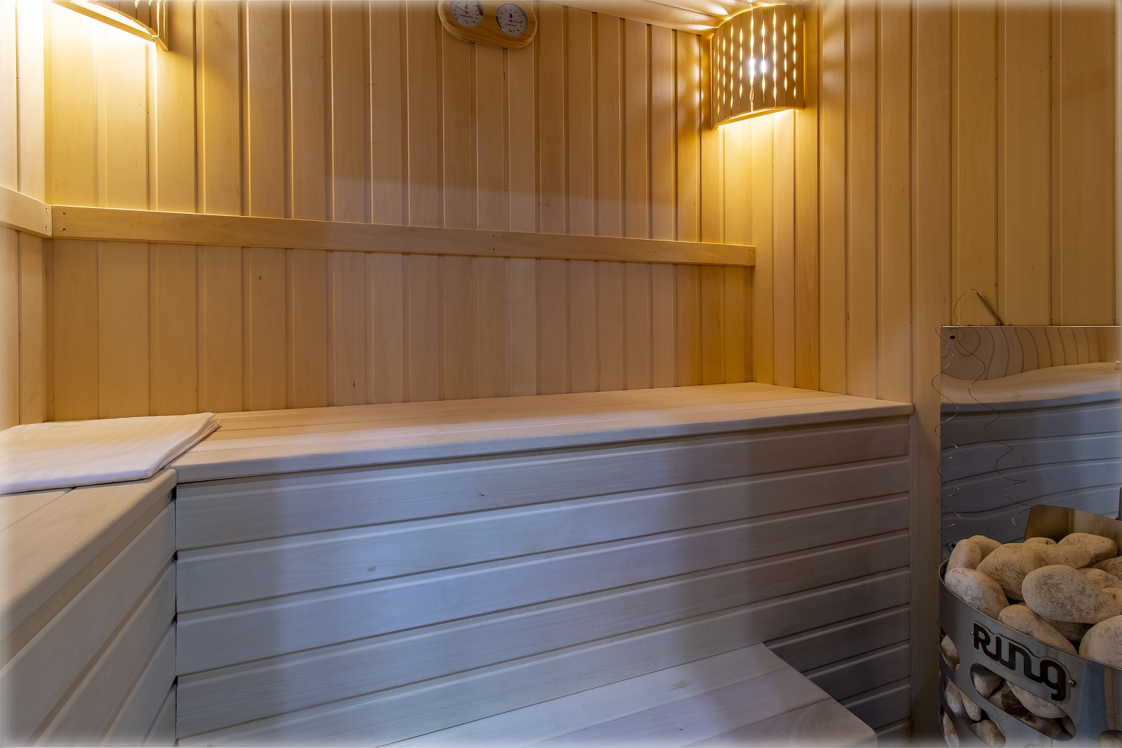 Квартира с сауной Волжский