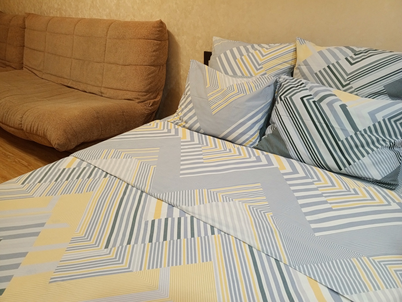 1 комнатная квартира, ул.Александрова,2 (4) г.Волжский